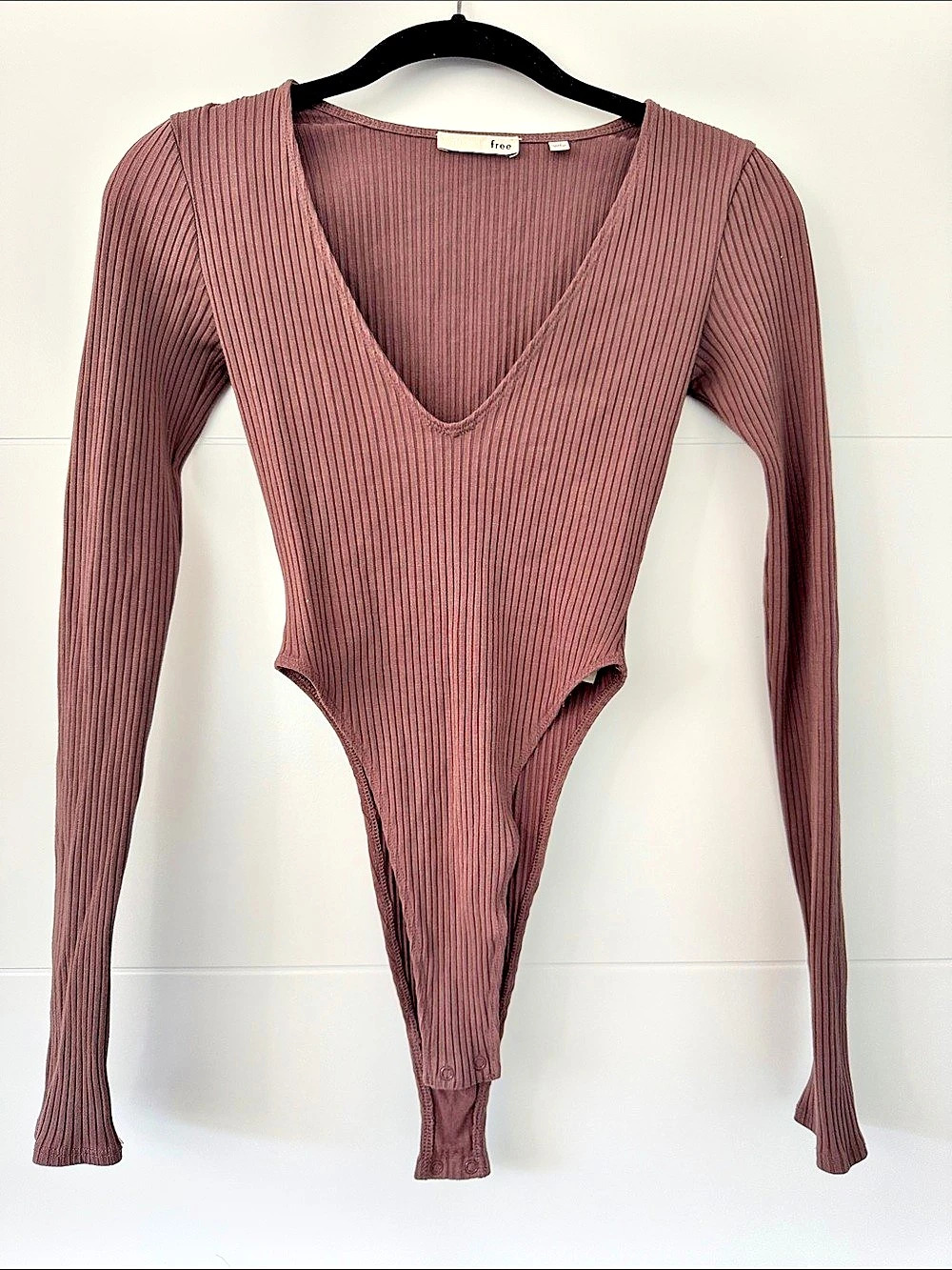 Wilfred Free Babaton Wilfred Free Ribbed Long Sleeve Bodysuit Babaton Ribbed